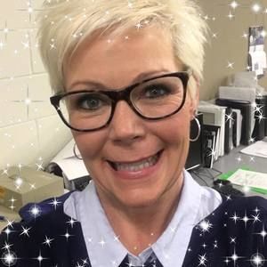 Meet your Posher, Stacy